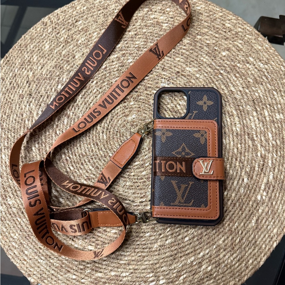 iPhone 15 case/wallet